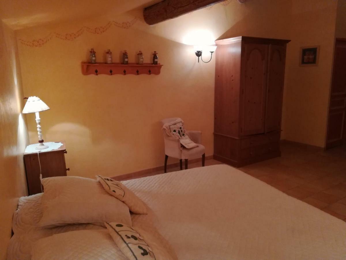 La Capucine Bed and Breakfast Lagnes Εξωτερικό φωτογραφία